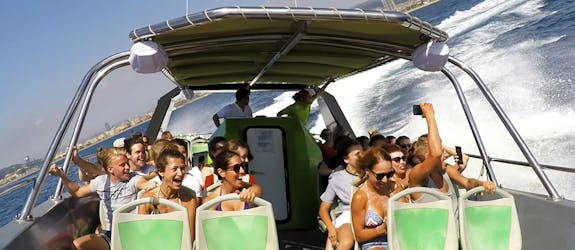 Adrenalina gita in barca a Barcellona